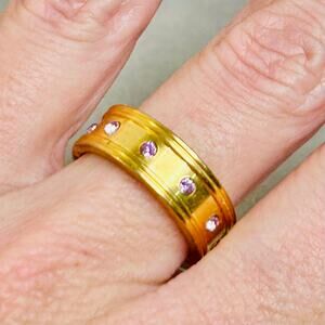 Brushed Gold Tone Light Purple Accents Band Ring Size 7